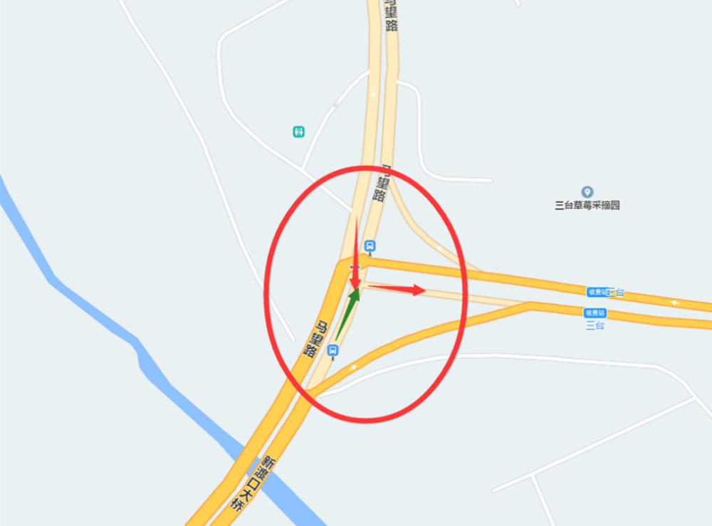 据江油交警大队通报,近段时间,他们在绵江快速通道进行夜间治"超"