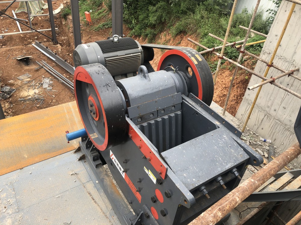 众瓴砂石资讯石头打成砂子用哪些设备如何建一条砂石生产线