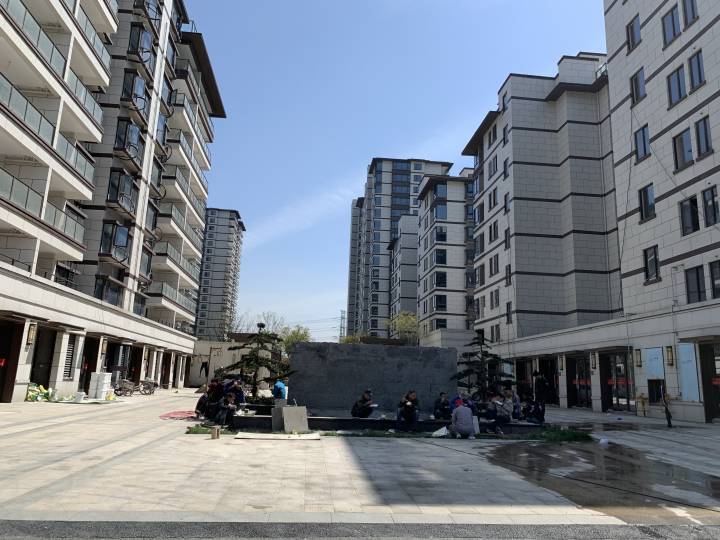 佳源湘湖印象延期交付大半年钱报采访后承诺支付违约金