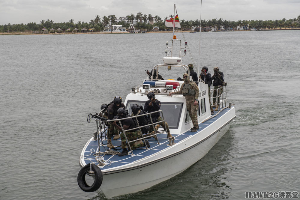 加纳特种部队vbss演习有板有眼 美军亲临指导 缴获大杀器滋水枪_腾讯