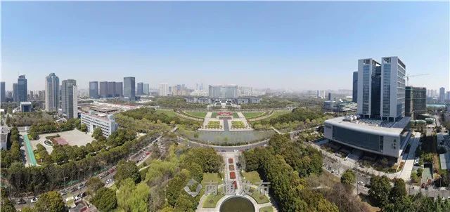 推窗见景南通绿轴公园春意盎然