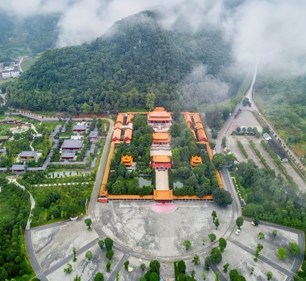 4000年历史"华夏第一陵,揭秘虞舜大帝被葬在九嶷山的秘密