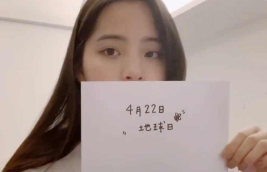 有一种字体叫欧阳娜娜体单个字看很丑组合起来却很可爱