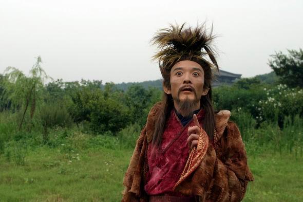 这位饰演扫把星的演员叫刘波,1968年出生,如今已经53岁了
