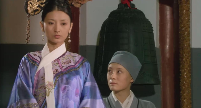 宜修至死不知,为何眉庄罚跪后腿上要抹那么多药油?太后很清楚