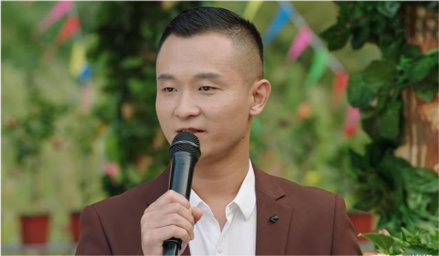 在上一部中,赵玉田与刘英中间又来了一个第三者叫刘弘序.