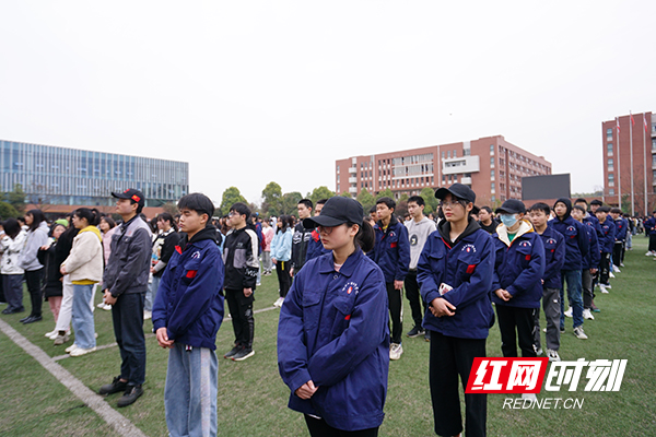 湖南工貿技師學院表彰第一屆職業技能大賽該校獲獎師生