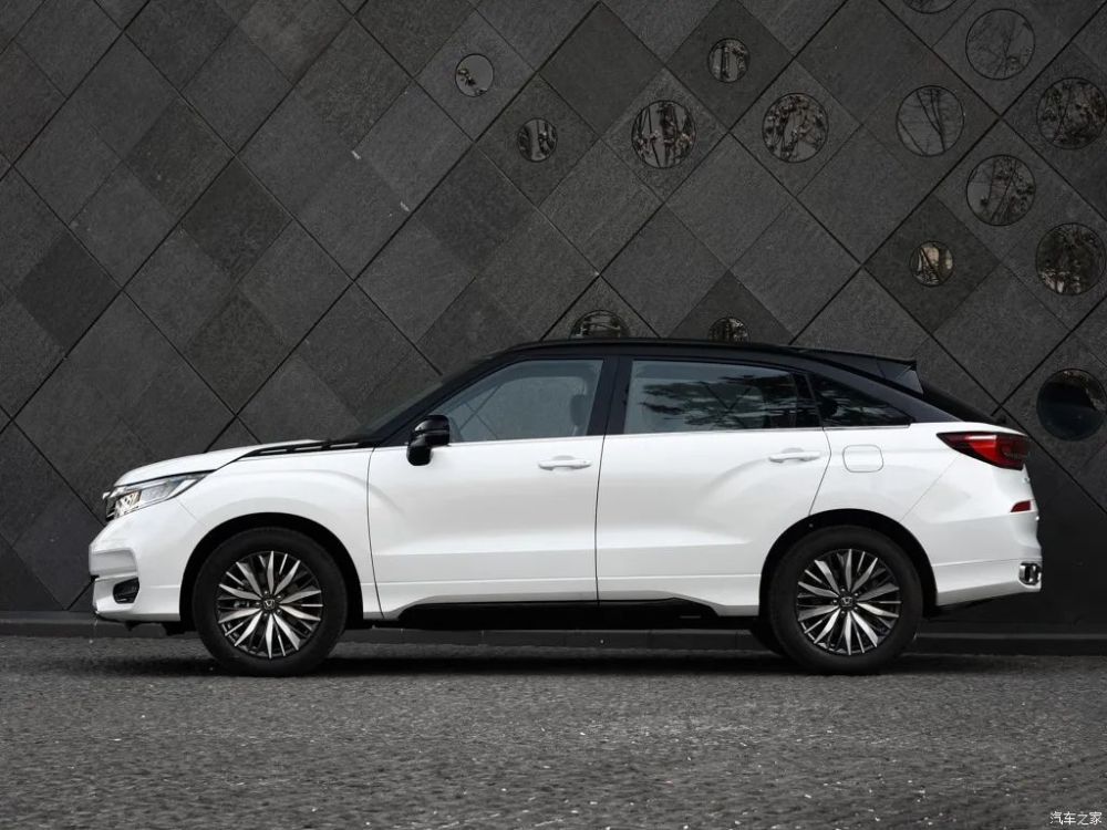 老百姓更爱这款车 造型新潮且贵气 老师傅 选它就对了 腾讯新闻