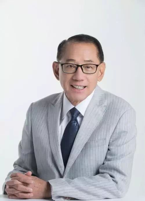 杨受成:英皇老板,差点和赌王成为亲家,他到底有什么能耐?