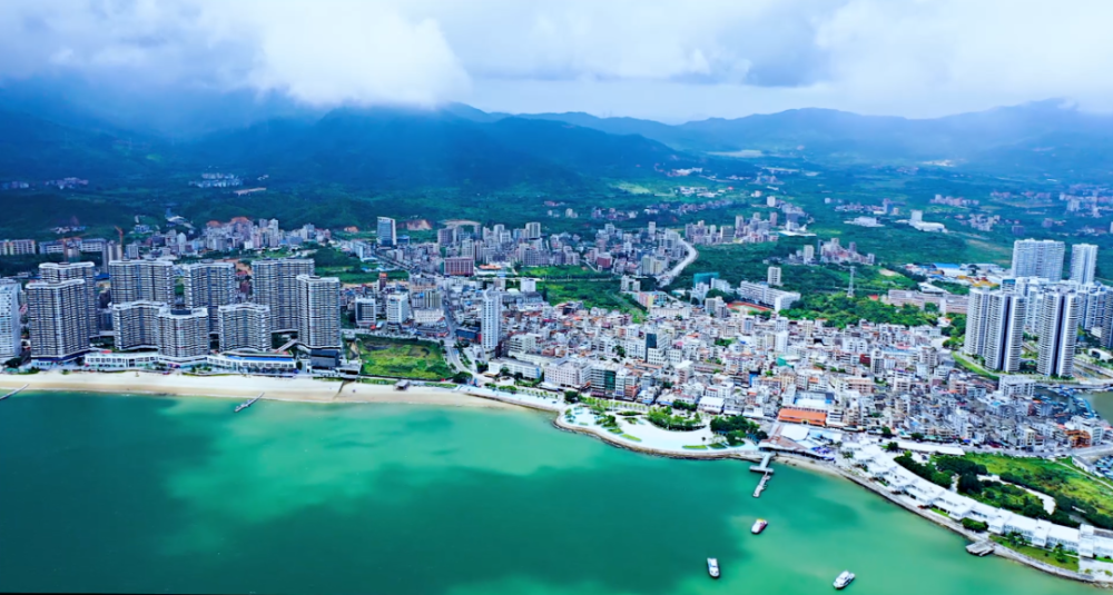 对大亚湾澳头的印象从一个渔村开始如今已发生巨变一片繁华