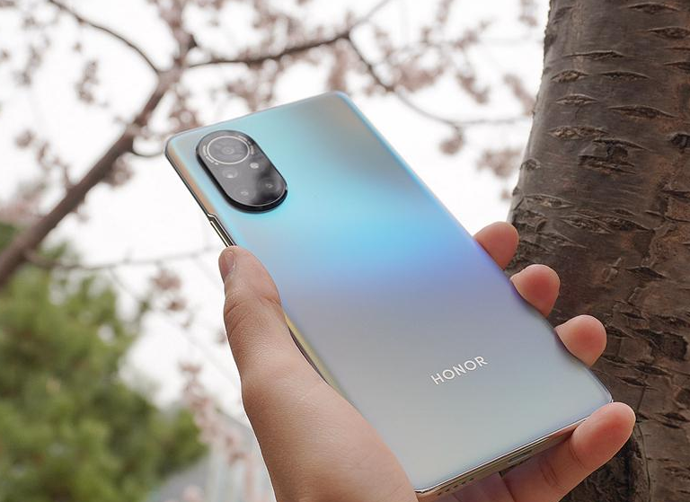 荣耀v40轻奢版怎么样,值得购买吗?_腾讯新闻