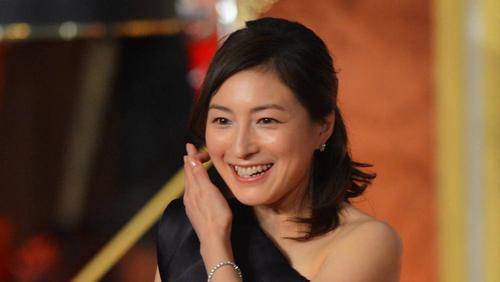 东京奥运圣火传递起跑前夕再遇挫广末凉子黑木瞳退出火炬手行列 腾讯新闻