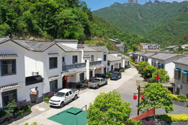 百村百态丨十堰这个诗意乡村,有一个特别的来历!