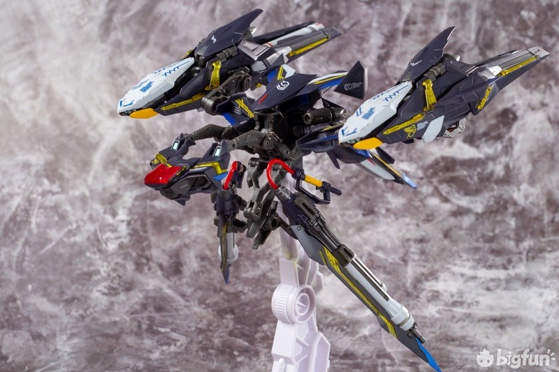 metalbuildp204qx强袭闪电背包测评