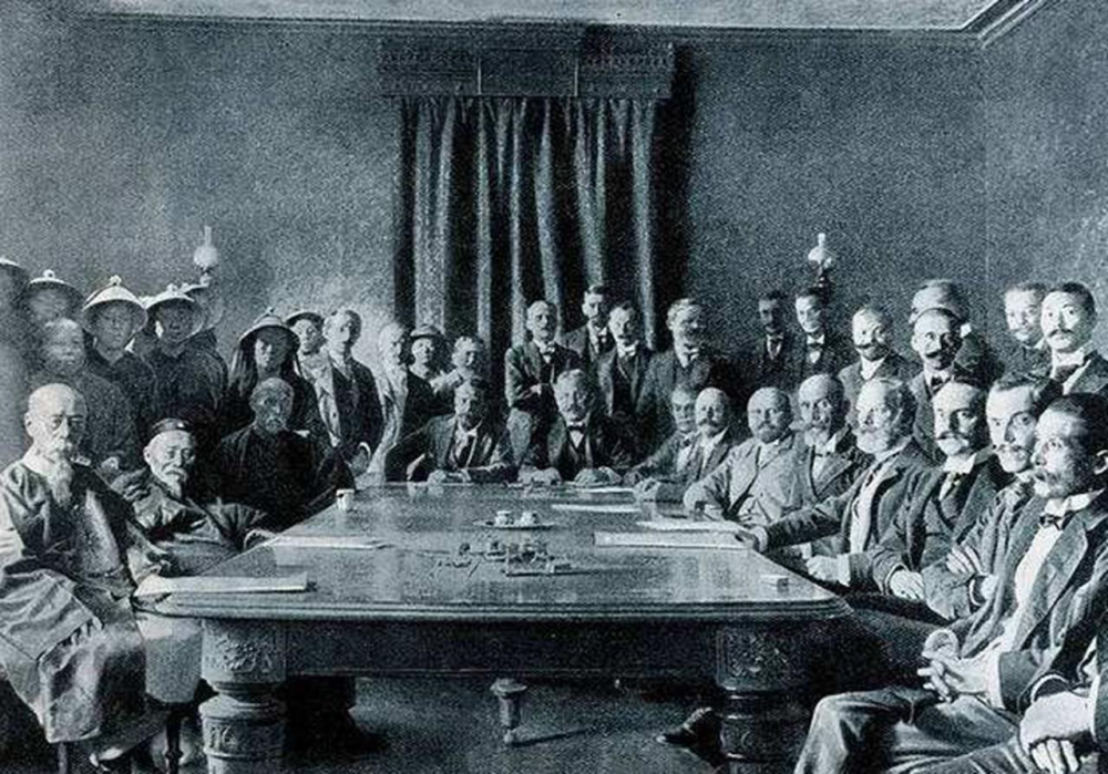 22会谈当天2张辛丑谈判照上热搜说明了什么