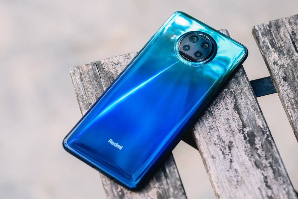 男女的需求,而我这一次选择的是黑紫色调的碧海星辰,背板颜色优雅大气