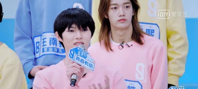 青3李俊濠组队抢孙亦航模仿刘隽招生话术秒被识破吐槽