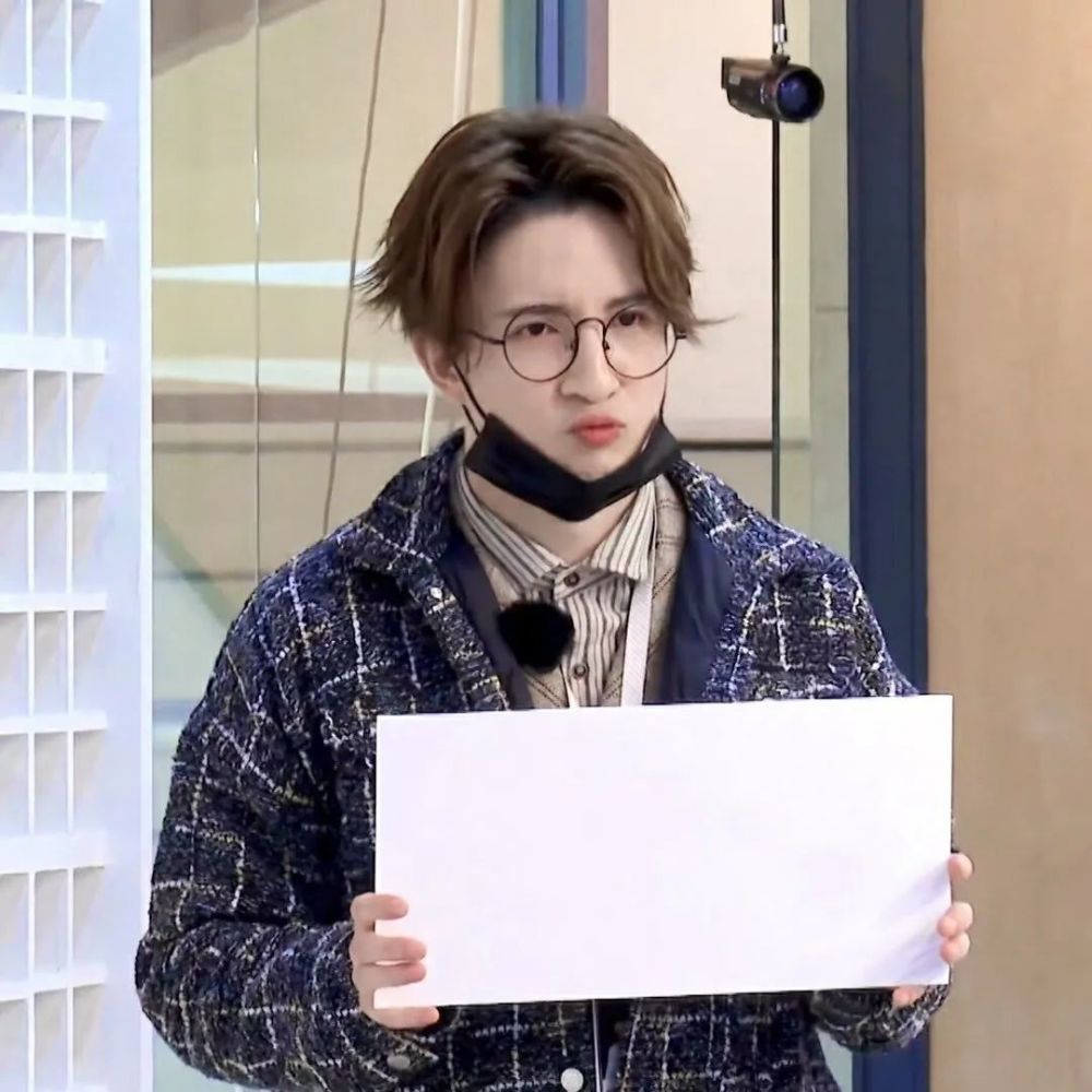 粉丝求图薛之谦薛之谦老薛终于来了