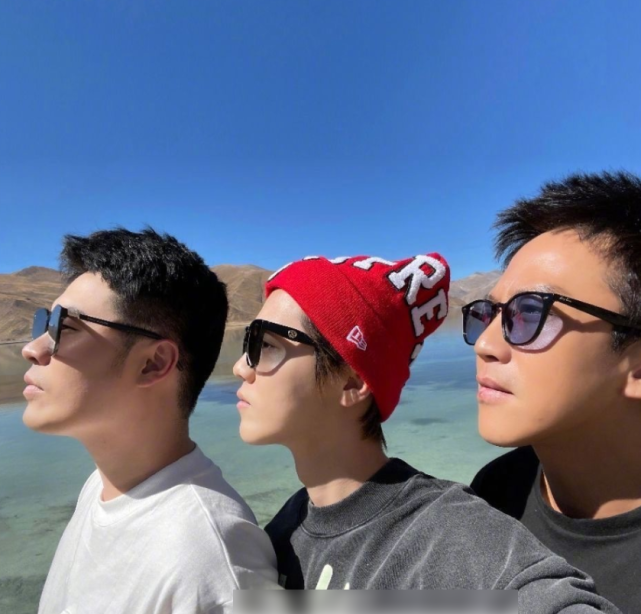 奔跑吧9官宣宋雨琦归队和蔡徐坤组cp好甜怪不得姜滨眼神都变了