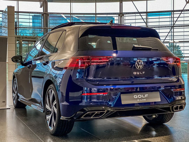 适合女生开的车,颜值大涨的高尔夫r-line|大众高尔夫_汽车|大众|车标