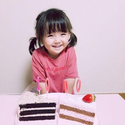 华晨宇女儿正脸照曝光,看到照片后,网友:确认过眼神,是亲生的