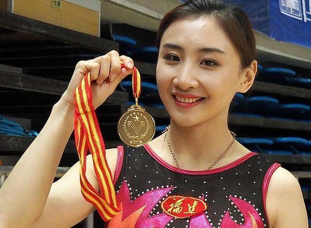 奥运冠军何雯娜的婚姻,给所有女人敲响了