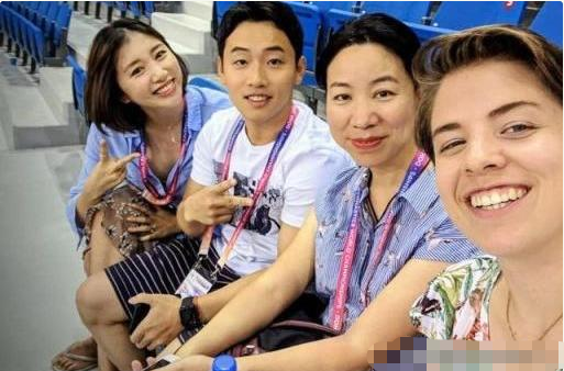 1米63的体操女神 嫁给1米58的老公 如今生活幸福美满 宠成公主 腾讯新闻