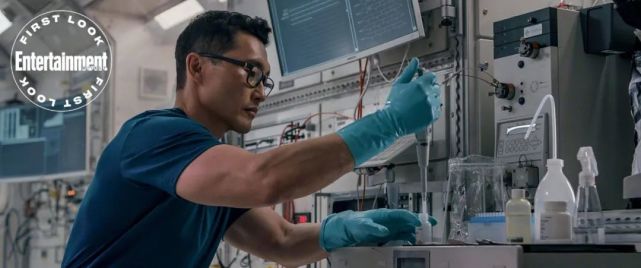 netflix科幻片偷渡者曝剧照4月上线