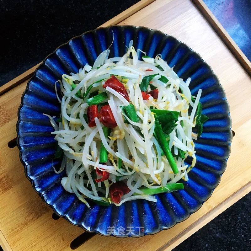 韭菜炒银芽:清香鲜美,脆嫩爽口,成本不过3块钱