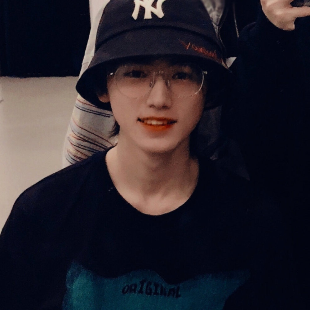 分享一波宋亚轩头像系列