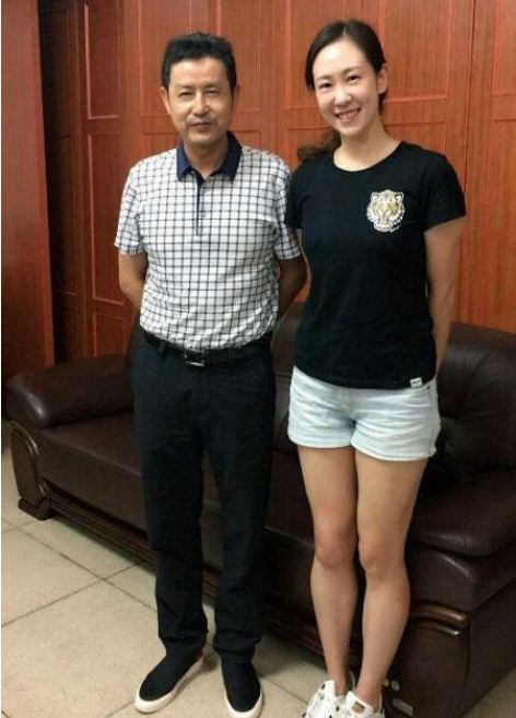 女排冠军教头陈忠和前妻去世28年二婚娶排球女神幸福恩爱