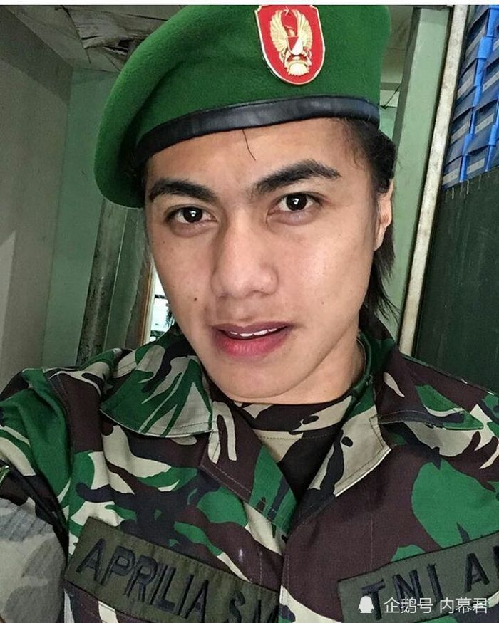 "今天,我想向大家介绍一名陆军士兵的情况,他就是二等中士阿普利亚