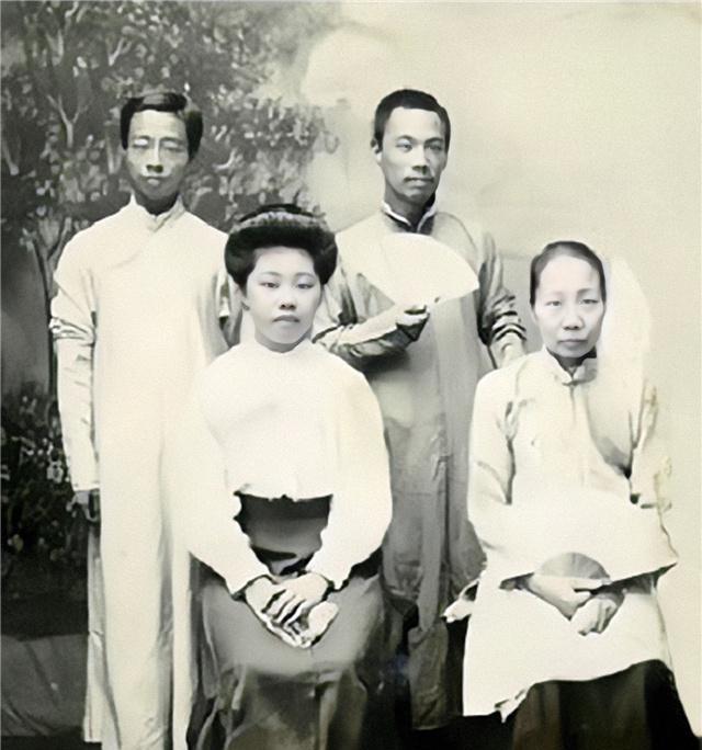 其实这些都是有迹可循的,因为当时周建人的妻子是一个日本人名叫羽太