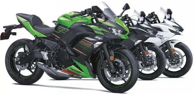 川崎ninja700r双缸跑车曝光