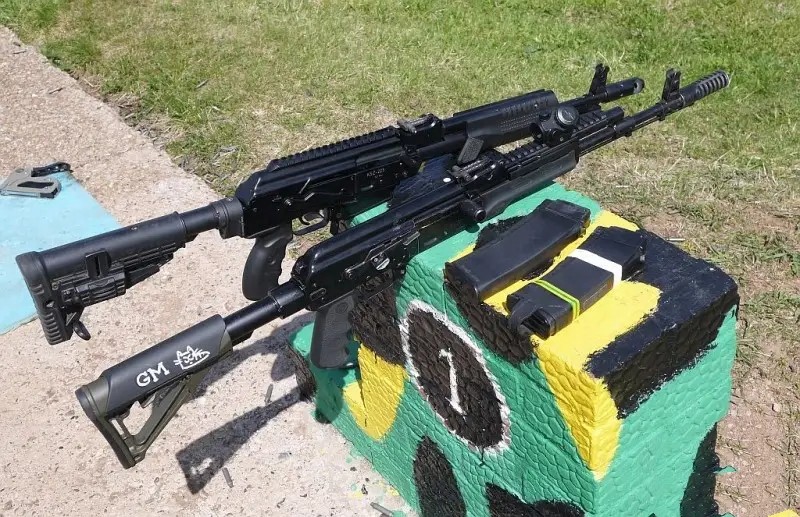 看ak系列对战斗民族斗影响有多大 连射击竞赛专用枪都是这种风格