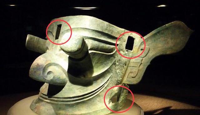三星堆:"青铜纵目人像"仿照谁的相貌铸造的?不知道的要读读了