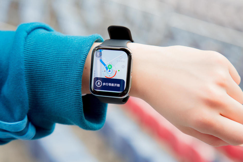 同门师兄弟对比,oppo与一加智能手表刀法有何不同?_腾讯新闻