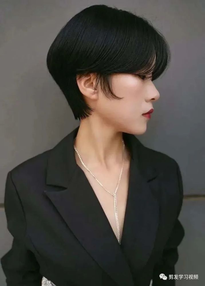 "车厘子短发"!不要太 "乖"