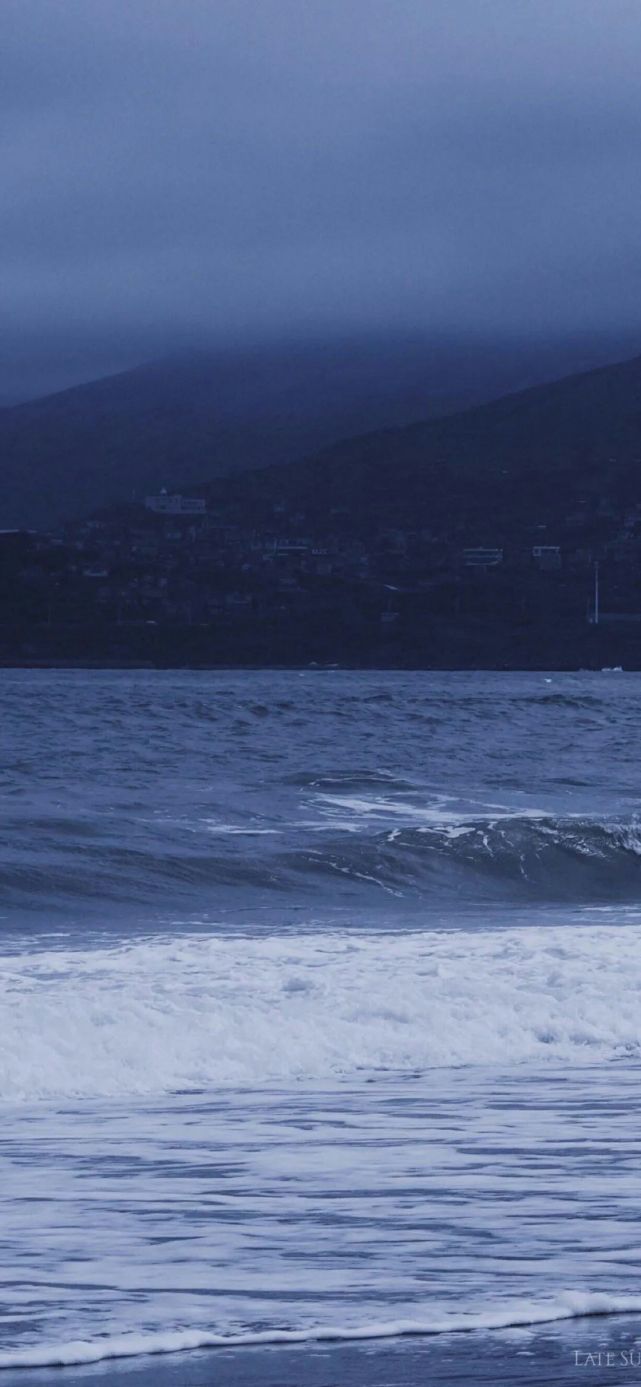 适用于qq极简模式经典蓝的背景图