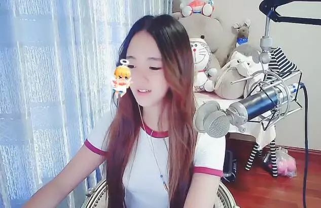 yy女主播选秀出圈儿,参加"好声音"海选,粉丝差点没认出来_腾讯新闻