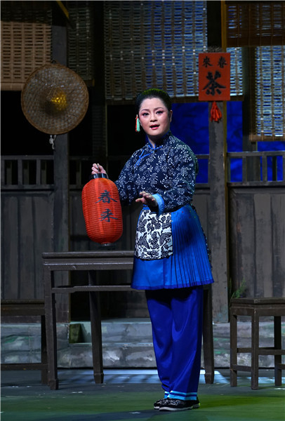 导演周中庸执导,当年创排丁是娥,解洪元,邵滨孙版本的《芦荡火种》时