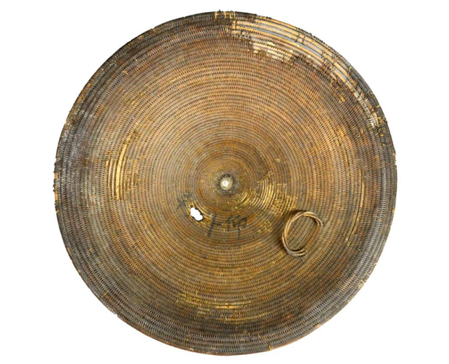 中国古代军队为何从不使用铁皮盾牌进行冲锋难道是不起作用吗