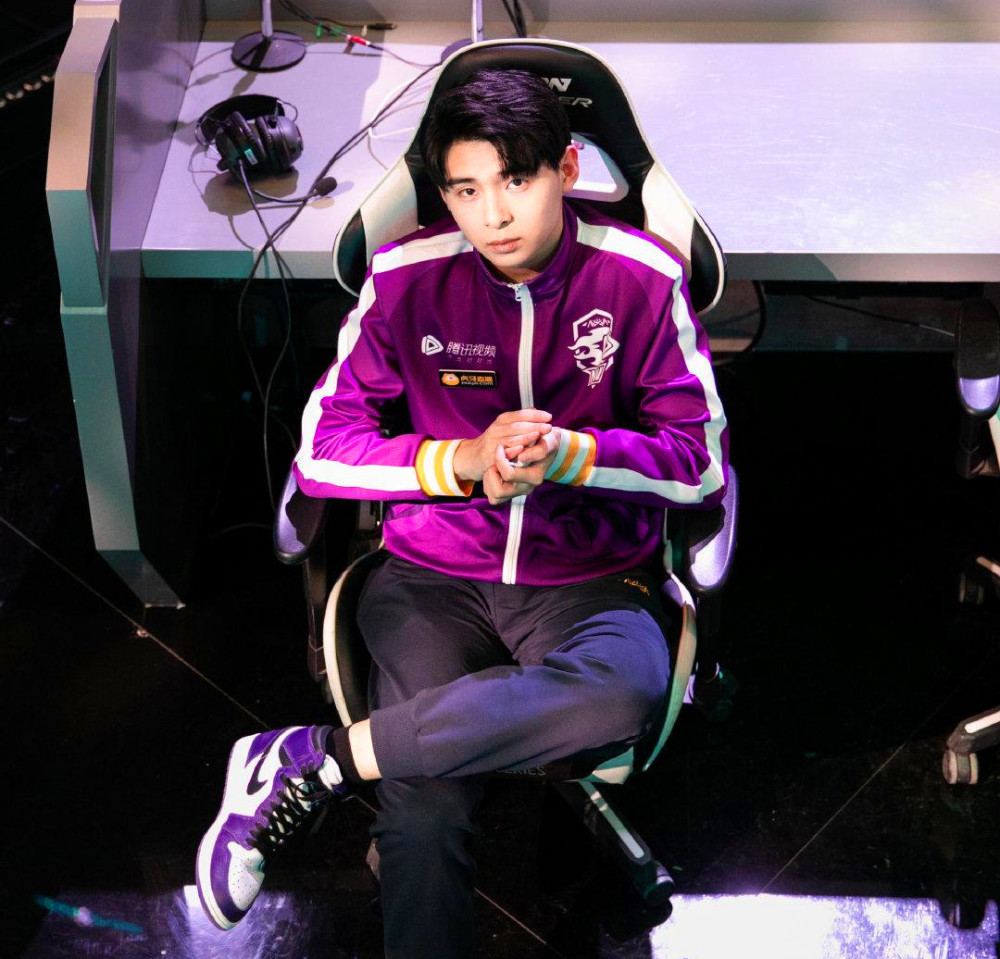 pel:伞兵手感火热斩获淘汰王,网友:愿用六年单身给nv换个周冠_腾讯