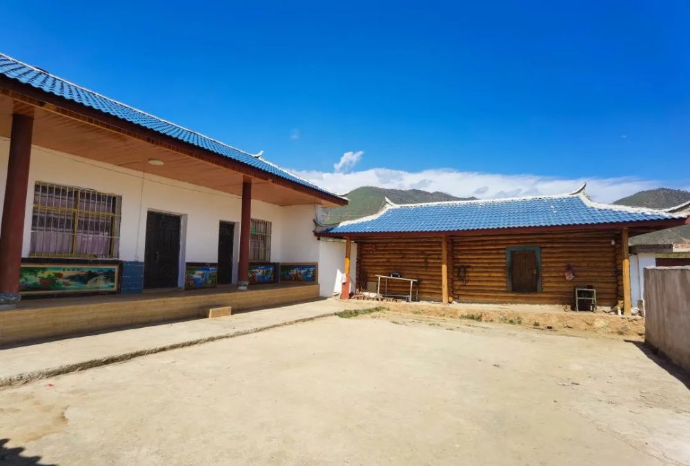 永宁镇温泉村:从高山到坝区,木楞房到砖房,村民日子有盼头_腾讯新闻