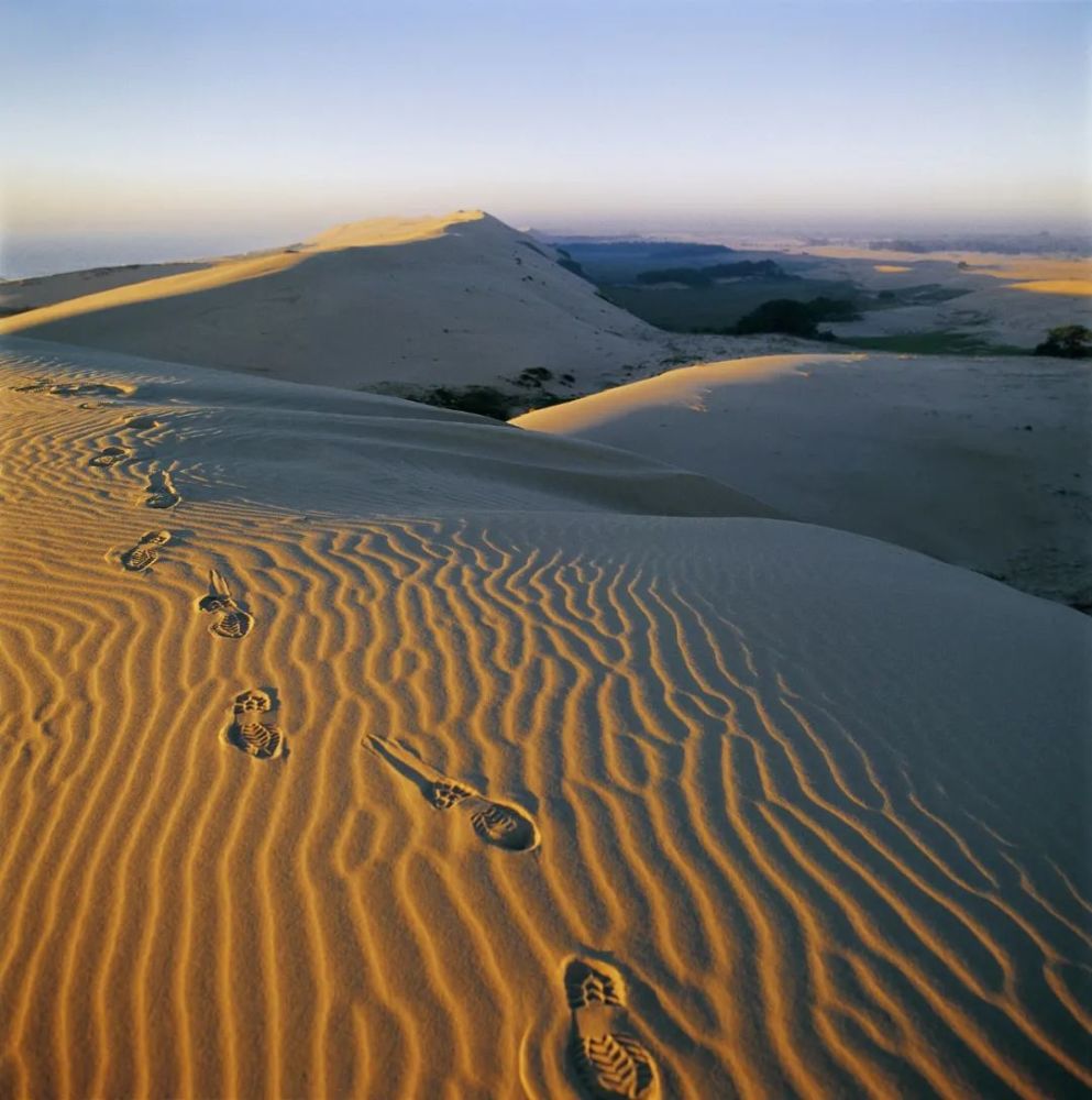 中国的"天漠"景观在哪里?_腾讯新闻