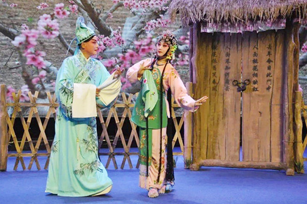 崔护写人面桃花千古流传欧阳修写人约黄昏后可以与之媲美