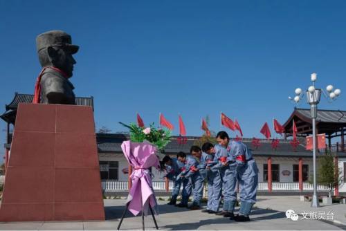 来这里,可以瞻仰高永祥雕像,参观高永祥故居,窑洞式纪念馆,烈士浮雕墙