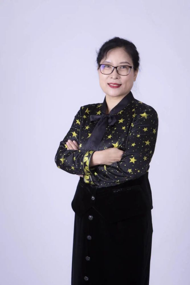 企业家——徐桂琴:德信立身,胸怀铸就格局_腾讯新闻