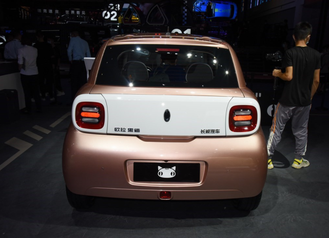 长城版mini不烧油能上绿牌6万多能买月销已过万辆