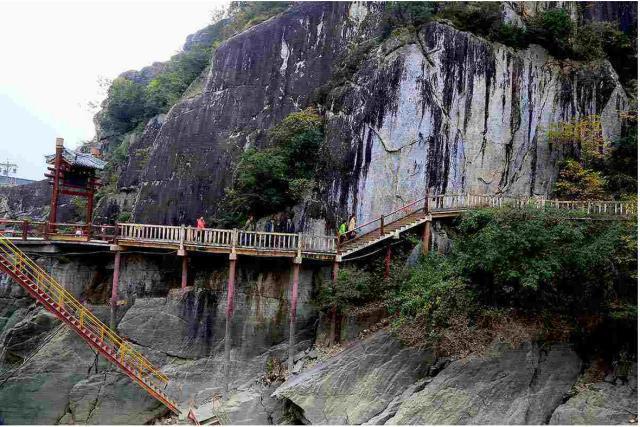 古蜀道探秘:让李白发出哀叹的古蜀道,到底有多难呢?